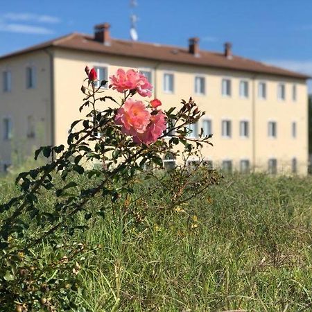 Residence Shopping Outlet Novi Ligure Bagian luar foto