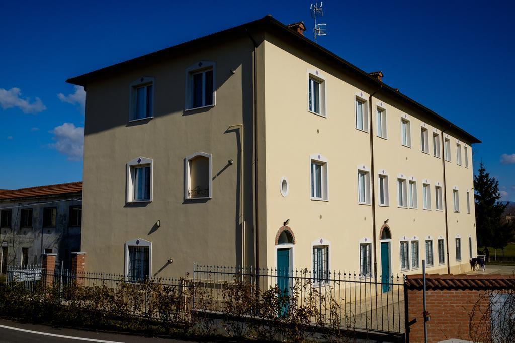 Residence Shopping Outlet Novi Ligure Bagian luar foto